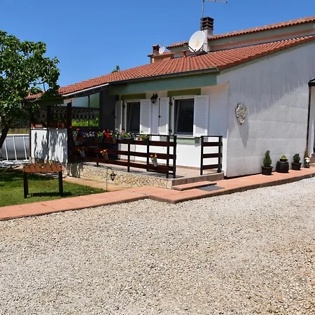 Holiday home Erna Fazana